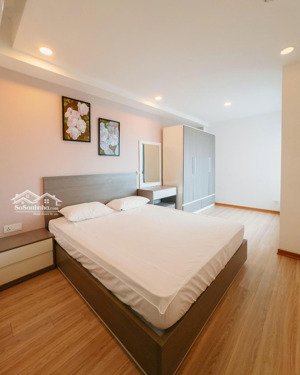 cho thuê cc cao cấp ocen view sơn trà 1pn full nội thất tầng cao vào ở ngay 10tr/ tháng