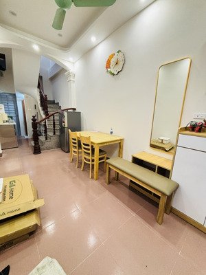 cho thuê nhà nguyên căn 4 tầng phố lê quý đôn, hbt - ngõ thông, kinh doanh, đồ mới tinh - 10 triệu