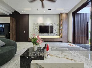 trích sài - 40m2 - tương lai 1 nhà ra phố - 6 tầng chỉ 13 tỷ