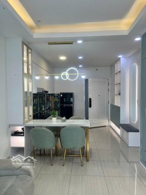 moonlight park view góc 2 mt ds 7 và 4, 64m2 2pn 2wc, sổ hồng riêng. full nội thất