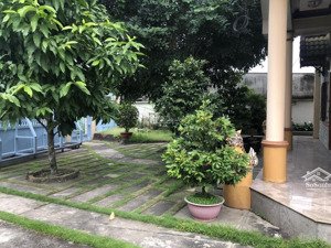 nhà biệt thự ngang 18 dài 55m, có 800 m2 thổ cư siêu đẹp