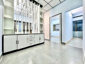 cần bán gấp căn hộ mới đẹp 50m2 2pn bàu cát 2