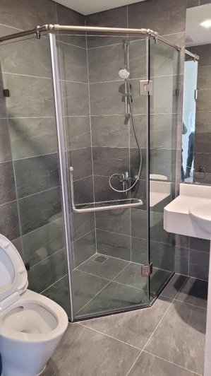 bán căn 1 phòng ngủ toà sf2 sky forest tầng trung view sông hồng, giá 2.79 tỷ bao phí