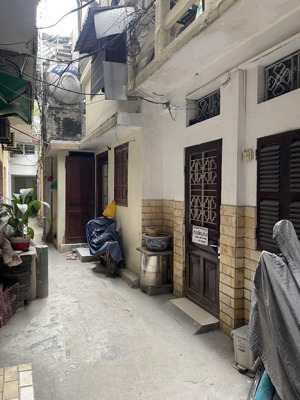 phan đình phùng - hàng bún - 6 tầng thang máy - chỉ 8.99 t.ỷ - ở hoặc kd homestay.