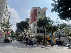 cho thuê lô góc mp quang trung: 55m2 x 6 tầng, mt: 15m, thang máy, thông sàn. lh: 