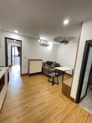 chính chủ mở cho thuê 1 ngủ 1 khách ngay mặt phố hạ đình, thanh xuân, full đồ mới tinh 100%