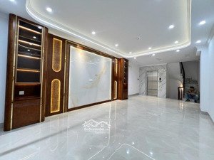 chủ cần bán gấp trước tết nhà đẹp 42m 7 tầng có thang máy phân lô đh sư phạm ô tô vào nhà