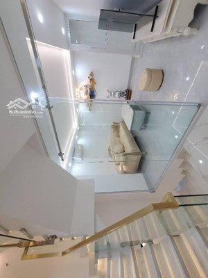 ngay lotte cityland nguyễn văn lượng sát mặt tiền-4tầng - 4pn 7.6ty