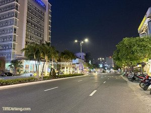 cho thuê tòa nhà 3 tầng mặt tiền đường 2/9, vị trí gần công viên apec