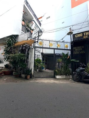 bán nhà nát, lô đất hẻm xe tải 3,5x12 (48,4m2) hoàng hoa thám - thích quảng đức - chợ cây quéo