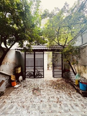 bán nhà gần bến xe miền tây đường nguyễn hới 2 tầng(5x18m)