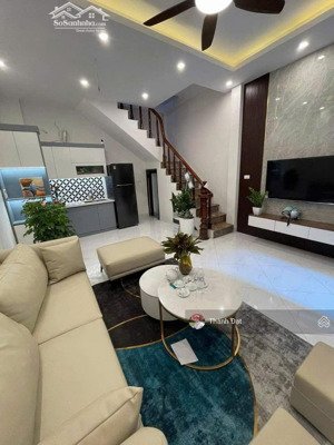 chính chủ bán nhà ngọc khánh - ba đình, 33m2 4 tầng, gần phố nhà đẹp, 8,95 tỷ