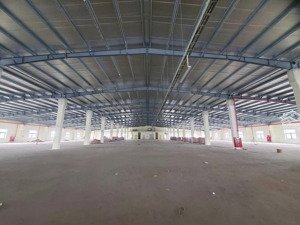 cho thuê 1000m2 - 2000m2 nhà xưởng cạnh công ty ja solar quang châu