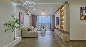 chính chủ căn hộ 146m2 4p ngủ, vị trí đắc địa tại tt hà đông, 2 ban công thoáng, gần trường học, bv