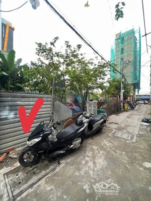 bán lô đất hxh ung văn khiêm (4x15) vuông vức, khu phân lô, đồng bộ. cách đh hutech 100m.