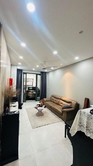 hiếm hẻm xe hơi 6m-91m2(3.5x25.5)-3 tầng-gần nhà ga t3.cộng hoà p13 tân bình. giá 13.2 tl