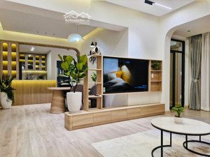 bán gấp ch park view dt 103m2, 3pn, 2wc pmh, nhà đẹp mới 100%. giá 9tỷ6 thương lượng. lh 