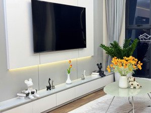 hàng hiếm tại green stars, ch 96m2 3pn, 2wc, đầy đủ nội thất giá tốt nhất thị trường. lh 