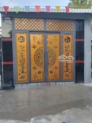 nhà shr 2/trịnh thị miếng 5*16m cấp bốn sạch đẹp, gồm 3pn 2wc pk rộng rãi, đường xe tải.