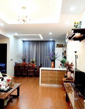 Bán CC 2PN, 2VS, 75m. Tràng An Complex - sổ đỏ sẵn. Giá 8.9 tỷ - Tầng đẹp, căn góc