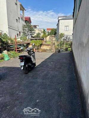 tài chính 2,2 tỷ có ngay đất công luận 1 - văn giang. oto đỗ cửa