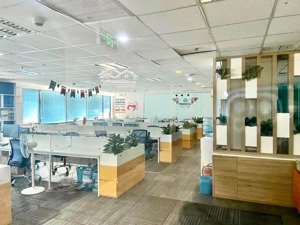 thuê ngay đi văn phòng cực phẩm tại trần thái tông cầu giấy