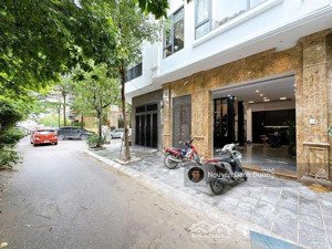 bán nhà hoàng đạo thành - thanh xuân - ô tô tránh đỗ trước nhà - thang máy - full nội thất ở ngay