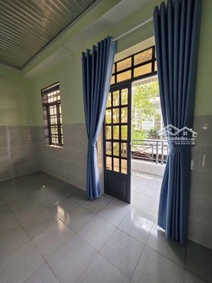 bán nhà riêng tại nguyễn văn thạnh, 4,49 tỷ, 127m2, 3pn, 2wc, quận 9, hcm
