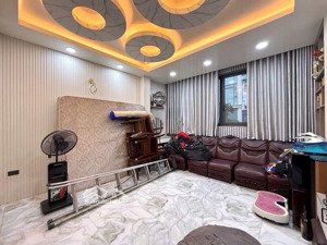 siêu vị trí mt nguyễn trãi 7 tầng thang máy ngang 4.1m sổ vuông đẹp hoàn công đủ giá 23,2 tỷ