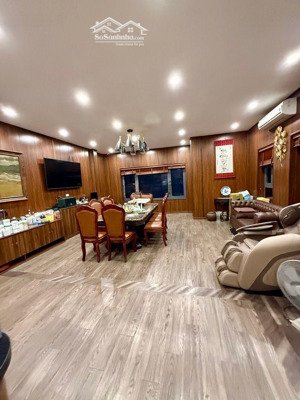 mặt phố -lô góc -vỉa hè -kinh doanh -thang máy -lạc long quân -tây hồ-90 m2- 6 tầng