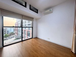 3 tỷ đã có sổ sở hữu lâu dài bán căn hộ the sun avenue ngay mai chí thọ officetel 32m2 sẵn hđ thuê