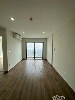 bán căn 2 phòng ngủ diện tích 55m2 tòa i2 giá 4,750 tỷ (bao thuế 2%). liên hệ xem nhà