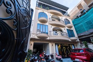 bán nhà siêu khan hiếm đường nguyễn tri phương, q10 - dt: 7.5 x 15 - 4 tầng - hđt: 60tr/th - 23 tỷ