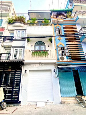 bán nhà mặt phố tạ quang bửu, 9,9 tỷ, 50m2, 3pn, 3 tầng, q8, hcm
