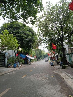 mặt tiền kinh doanh - dòng tiền ổn định - kdc vĩnh phú 2 - gần ql13