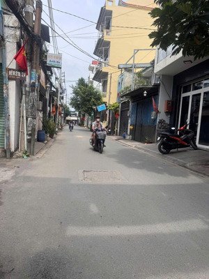 bán nhà hẻm 6m 219 đường số 12, bhh, 4x8m, 1 lầu, hẻm kinh doanh buôn bán, gần aeon tân phú