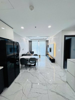 cho thuê sunshine sky city 70m2 full nt như hình 17 triệu view đẹp, tầng cao