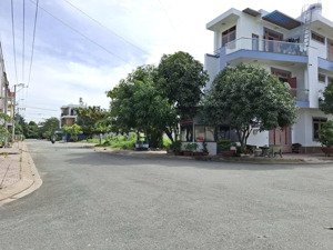 hàng thơm - bán lô đất dự án đặng gia phát- p. long phước- tp. thủ đức. diện tích: 63.6m2 shr