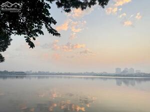 Còn gì tuyệt hơn là đón tết trong căn nhà ở Tây Hồ! Phố Trích Sài - 6 Tầng Ở Ngay Đón Tết , Cách Hồ Vài Bước Chân