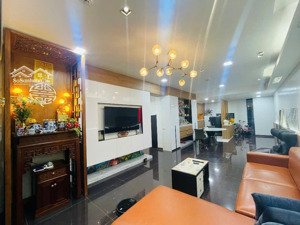 chính chủ bán ch cc iph xuân thủy 116m2 full nt đẹp,sđcc, sẵn slot ô tô, 11.9tỷ hướng đn:o966769078