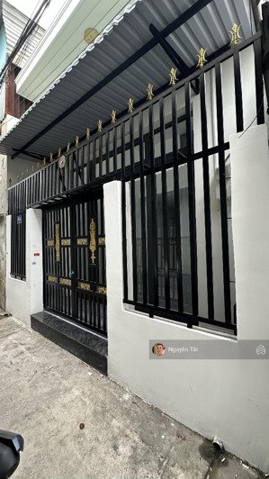 hot, bán gấp nhà riêng tỉnh lộ 10, btân, 75m2, 2 tầng mới 100%, 3pn, sát mặt tiền, chỉ nhỉnh 4ty.