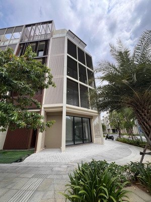 cho thuê căn góc 70 triệu/tháng| soho the global city