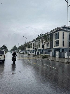 nhà lô góc gần kđt mới an hưng - 30.5m, 5t - ngõ thông - ô tô 20m - giá 7.5 tỷ - lhcc 