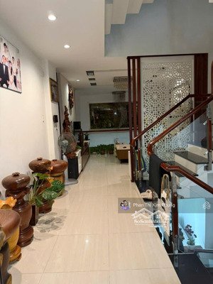 bán nhà đẹp mt thành công 4x17.6m lửng 3 lầu giá 14.5 tỷ