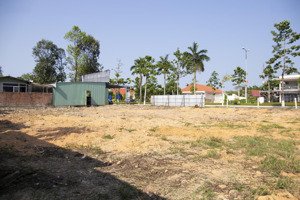 bán lô đất đường hùng vương, tam kỳ, dt 825m2, ngang khủng 30m, tiềm năng đầu tư sinh lời