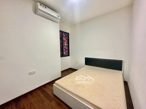 căn hộ 96m2, 2p ngủ,nội thất, c/c ruby tân bình giá 10,5tr