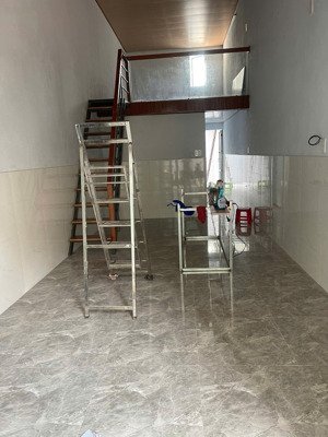 chính chủ bán nhà cấp 4 mới xây, gác lửng, 51m2, cách cầu rồng 5p đi bộ