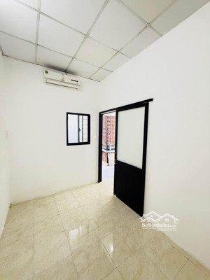 bán gấp nhà hẻm xe hơi, phan văn hớn, q12, 64m2, giá 4,150 tỷ