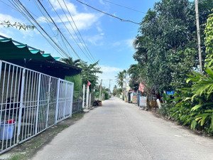 cần bán gấp lô vip ngay cạnh đường 7.5m sát trục đường võ chí công, mt 20m, 800m2.giá chỉ 9.9tỷ.