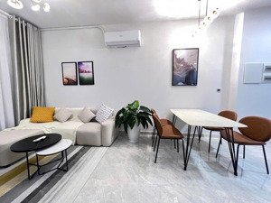 cho thuê căn hộ midtown phú mỹ hưng 2pn 82m 26tr/th